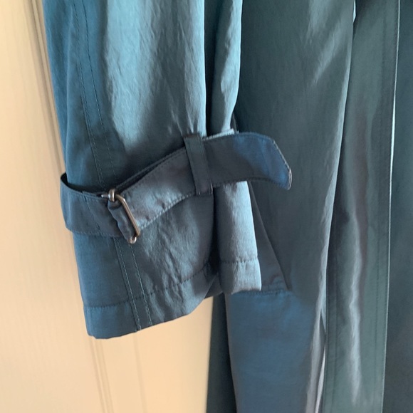 Vintage Jones New York Trench Coat - Picture 7 of 8